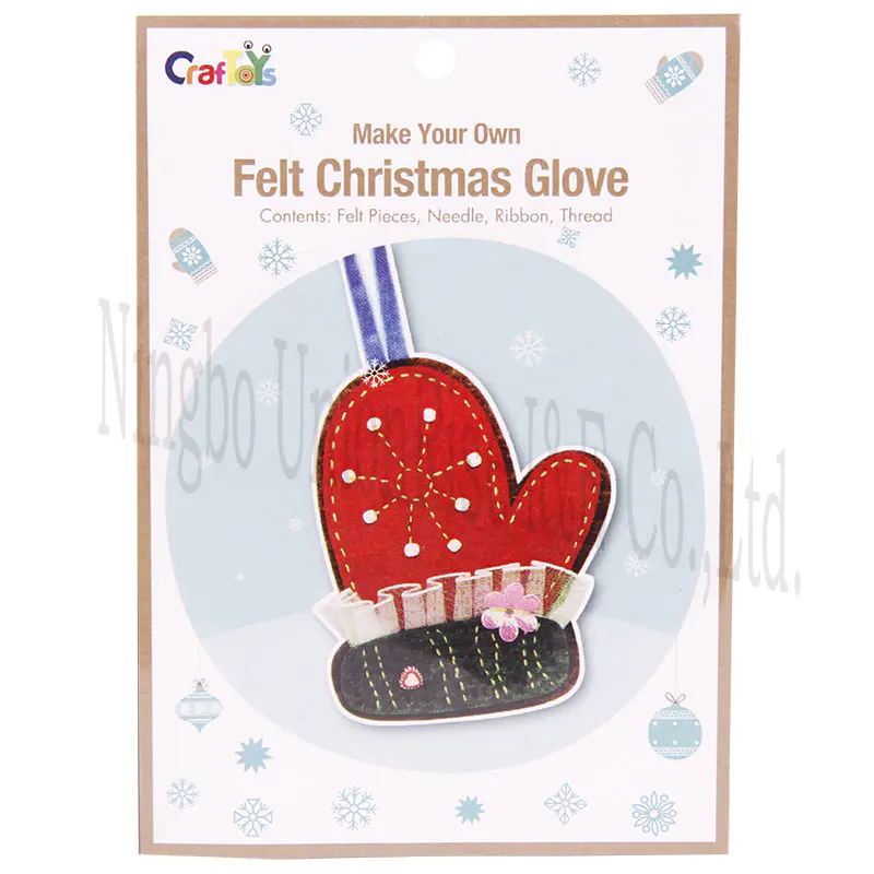 Make Your Own Felt Christmas Glove